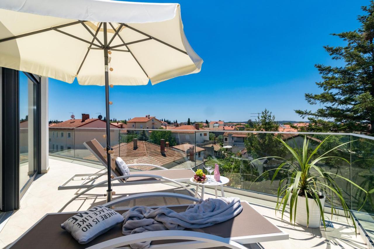 Villa Elena Deluxe mit Whirlpool und POOL am MEER Fažana Exterior foto