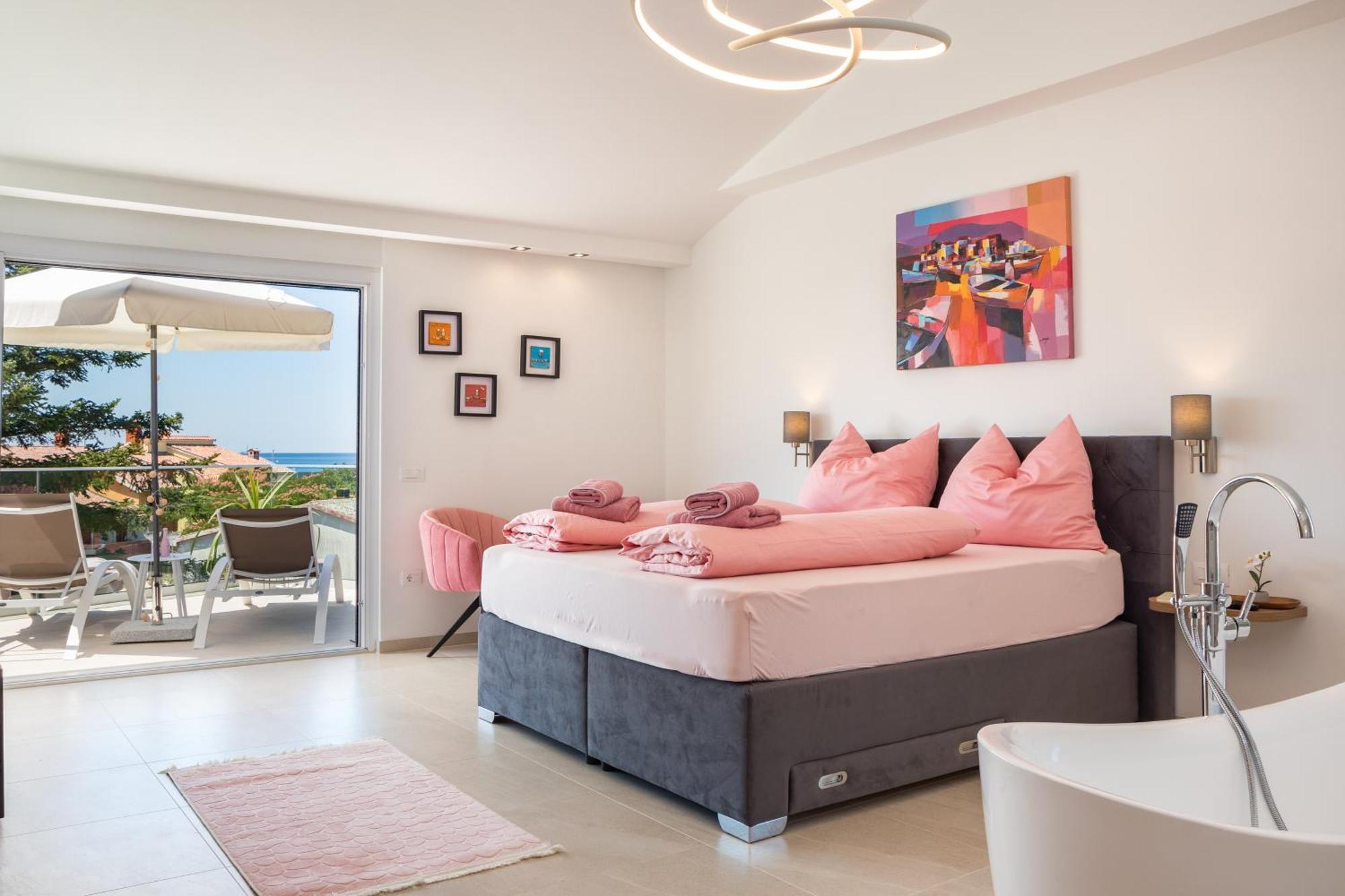Villa Elena Deluxe mit Whirlpool und POOL am MEER Fažana Exterior foto